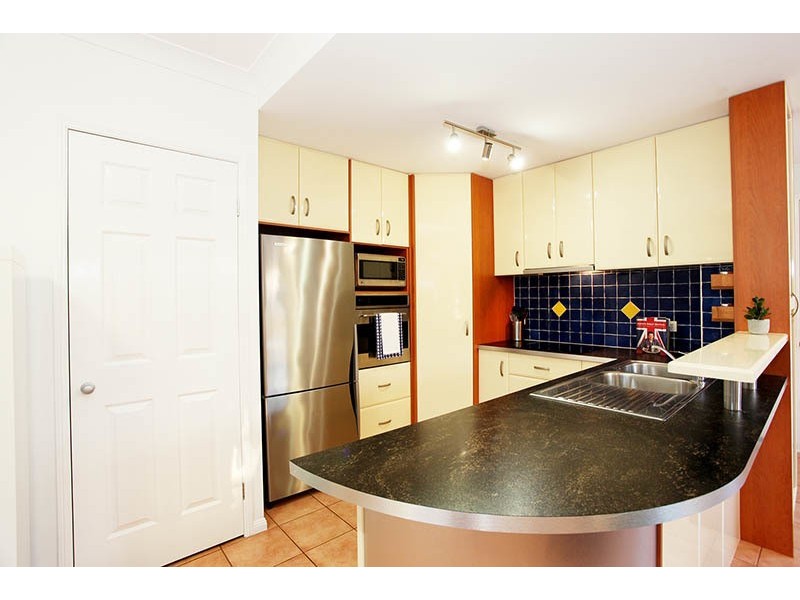 2/27  Hicks Street, Mount Gravatt East QLD 4122