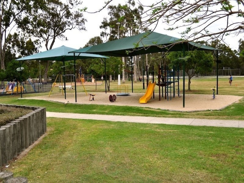 1/94 Imperial Parade, Labrador QLD 4215