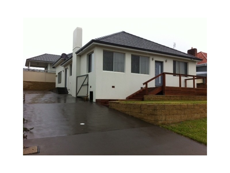 28 Burns Street, Redhead NSW 2290