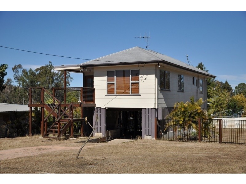 15 Gertrude Street, Gayndah QLD 4625