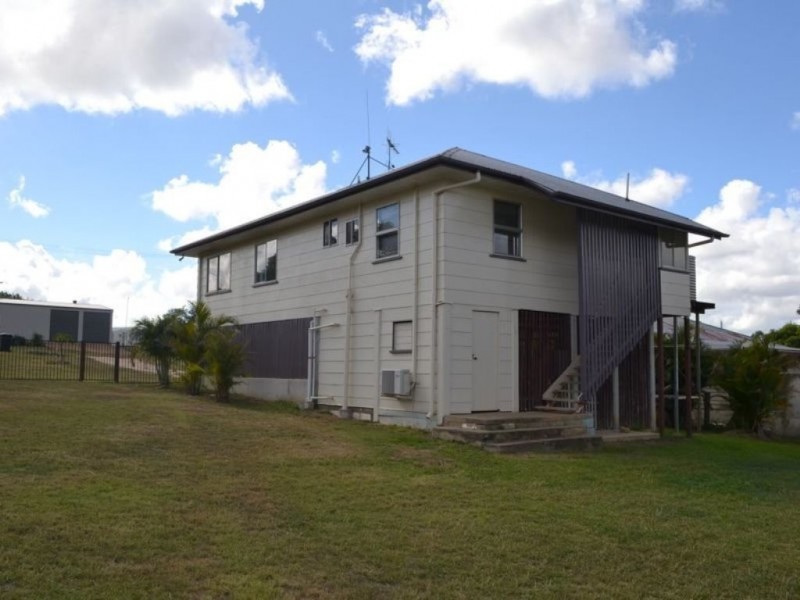 15 Gertrude Street, Gayndah QLD 4625