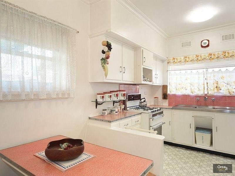 70 Chapel Rd, Moorabbin VIC 3189