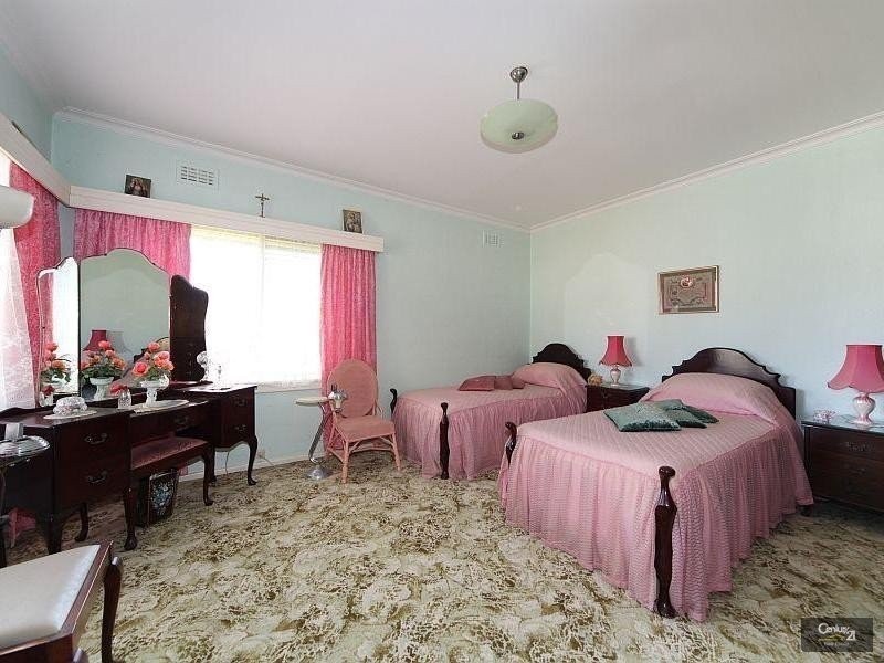 70 Chapel Rd, Moorabbin VIC 3189