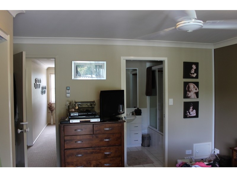 Seven Hills QLD 4170