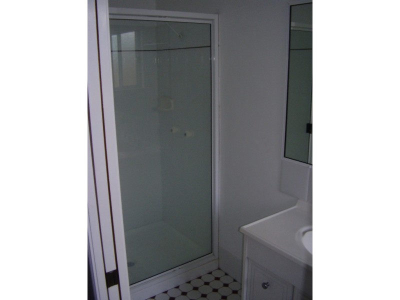 8 Dahlia Court, Middle Ridge QLD 4350