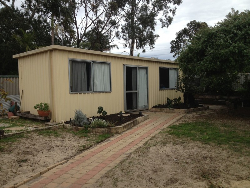 22 Henniker Way, Koondoola WA 6064