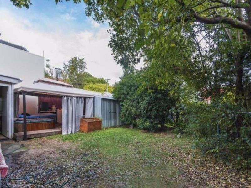 8 Hipwood St, Spring Hill QLD 4000