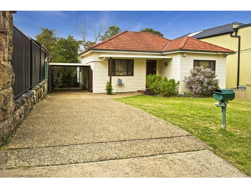 3  Baltimore Rd, Mortdale NSW 2223