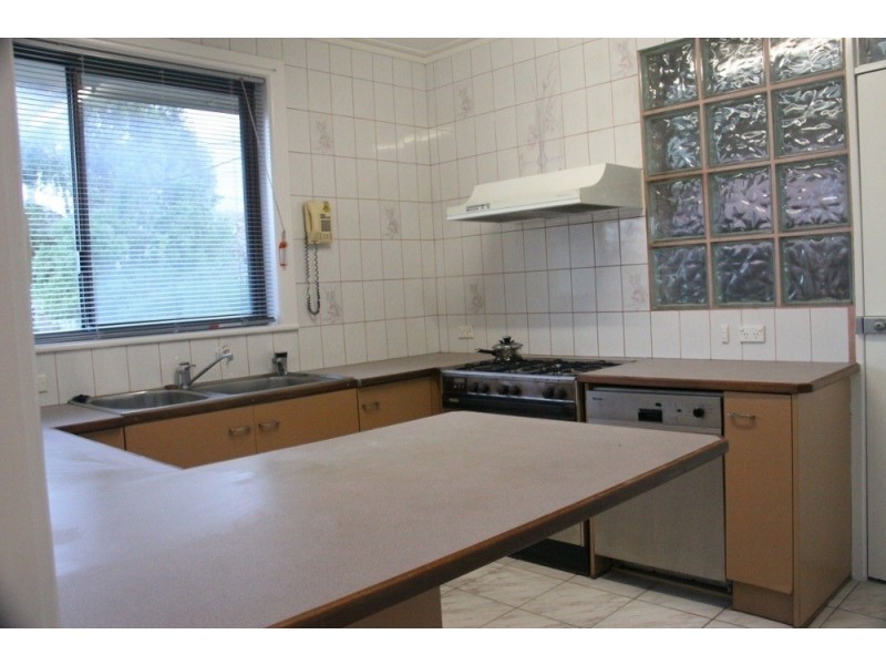 13  Normdale Rd, Bentleigh East VIC 3165