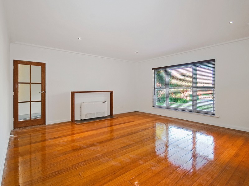 4 Churchill Street, Bairnsdale VIC 3875