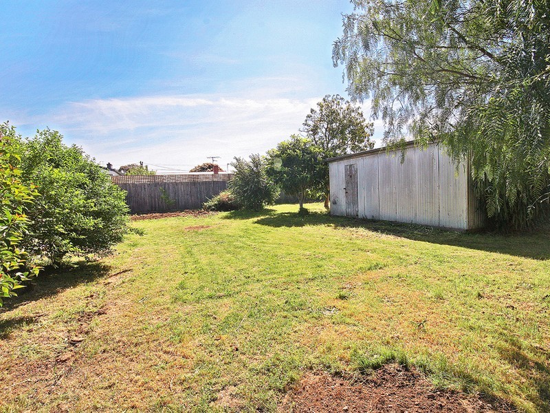 4 Churchill Street, Bairnsdale VIC 3875