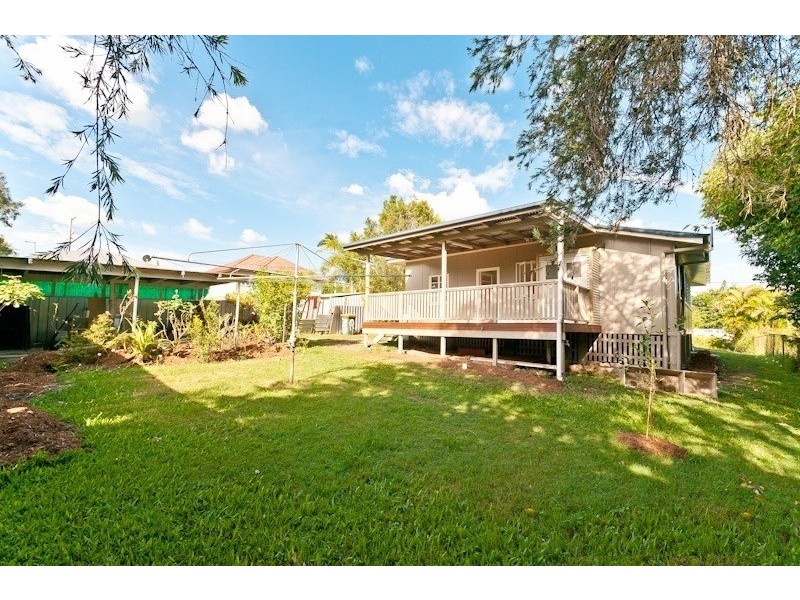 9 Kate Street, Kedron QLD 4031