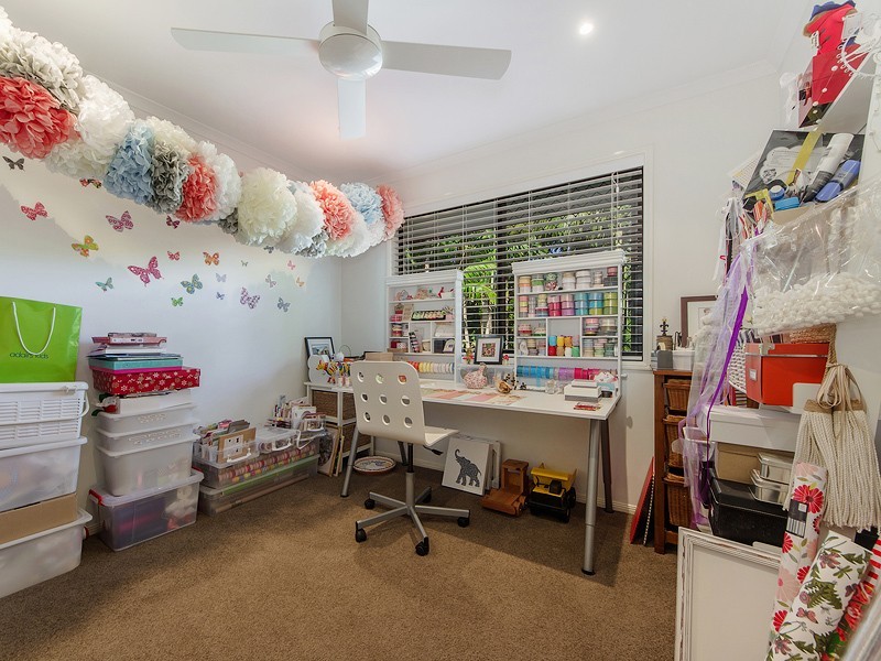 13 Peppertree Circuit, Robina QLD 4226