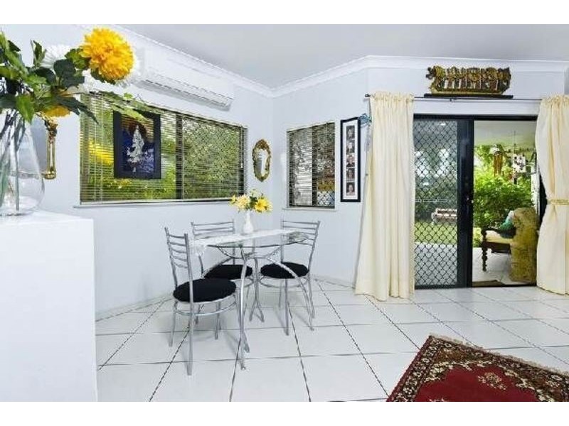 1-3 Mia St, Kewarra Beach QLD 4879