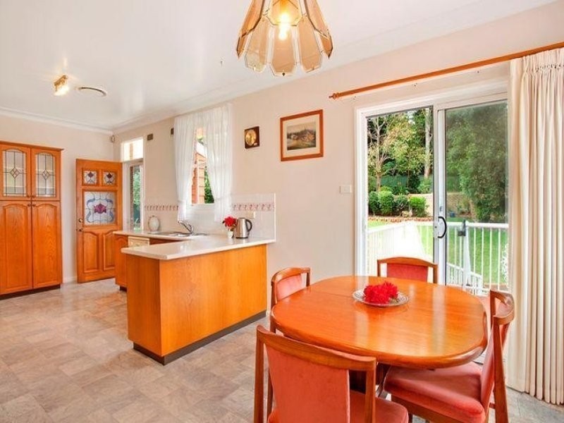 7 Yates Avenue, Mount Keira NSW 2500