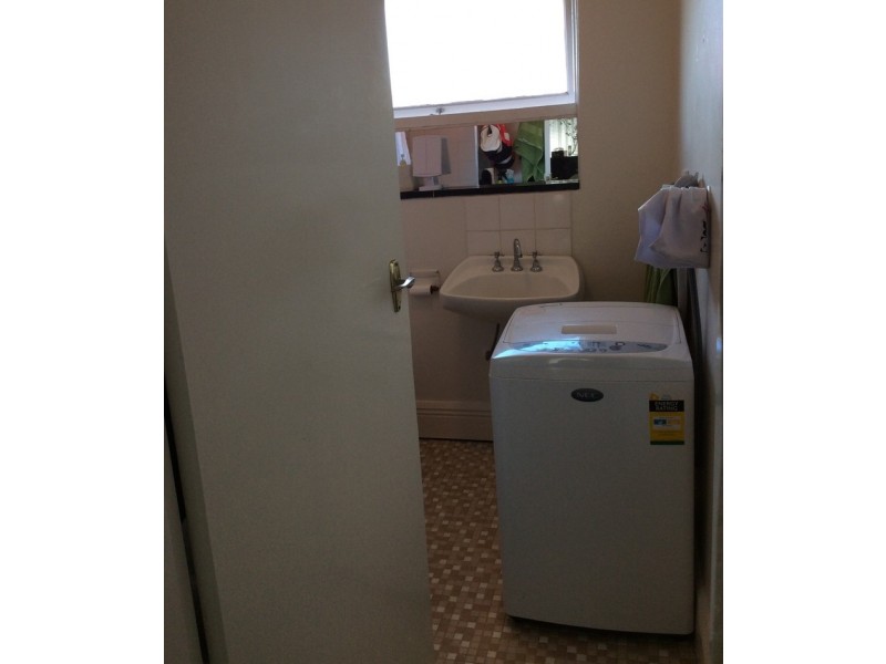 8/39 Heller St, Brunswick West VIC 3055