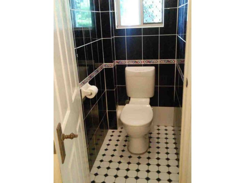 28A WESTVIEW RD, Currumbin QLD 4223