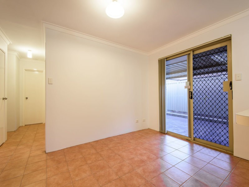 2/61 Bank Street, East Victoria Park WA 6101