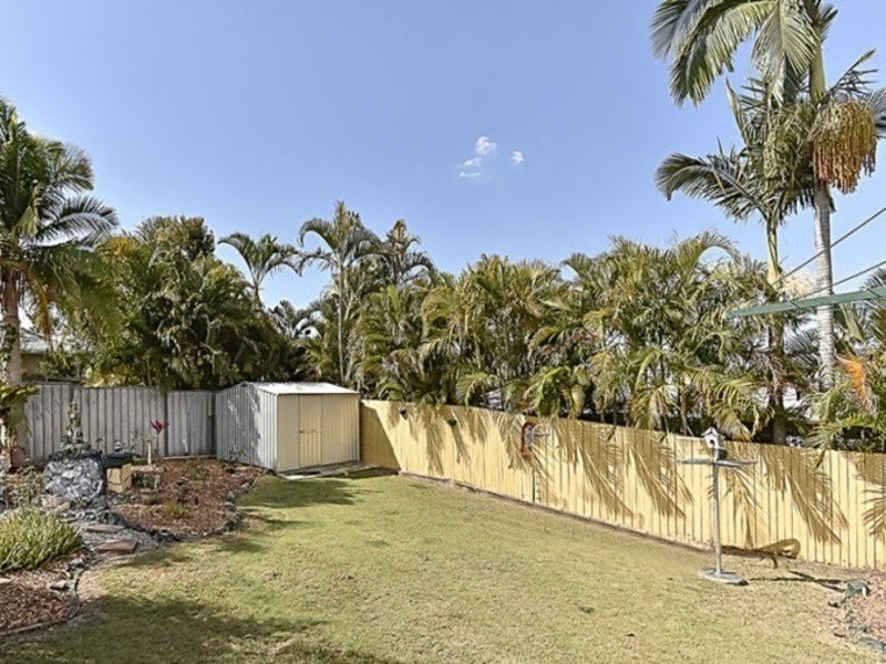 81 Gordonia Drive, Regents Park QLD 4118