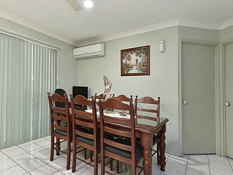 81 Gordonia Drive, Regents Park QLD 4118