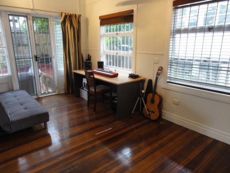 Coorparoo QLD 4151