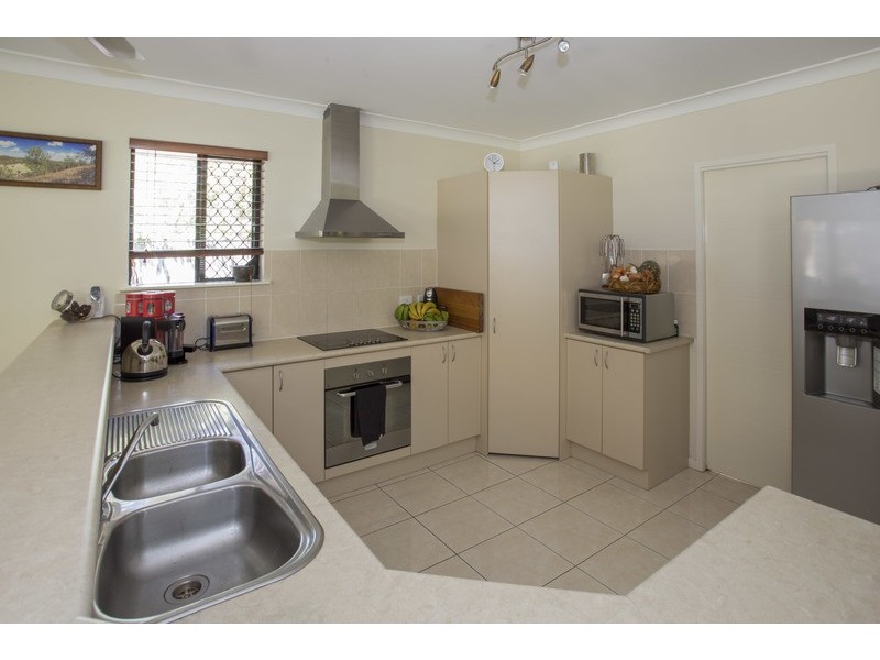 19 Barramulla Close, Edmonton QLD 4869