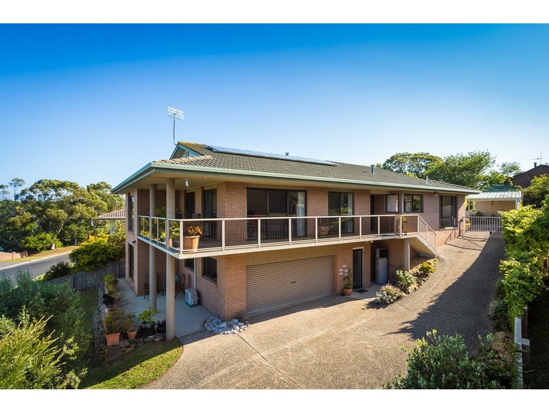 17 Berrambool Drive, Merimbula NSW 2548