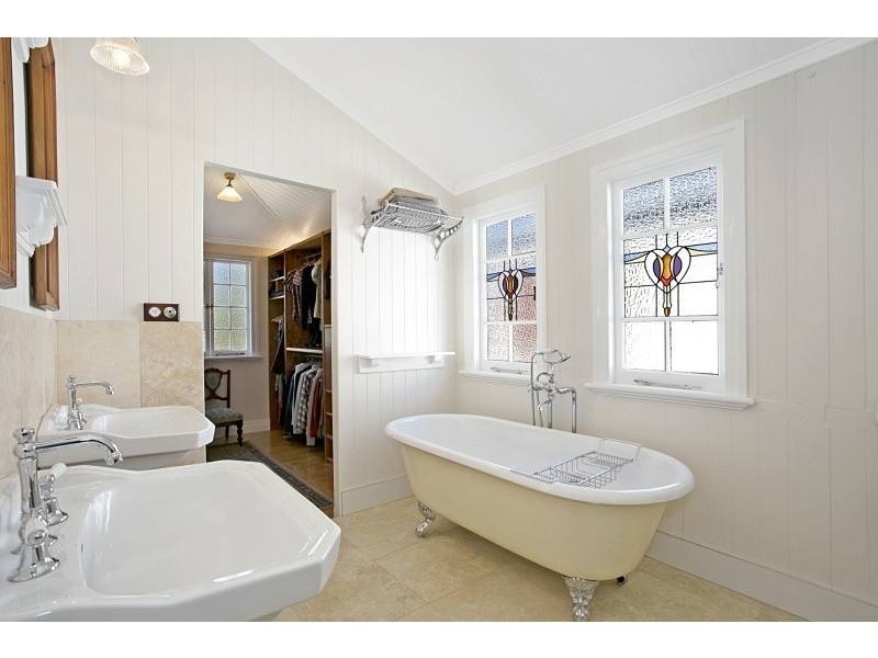 66 Chancellor Street, Sherwood QLD 4075