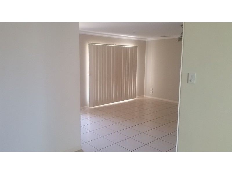 71 Bunya court, Eli Waters QLD 4655