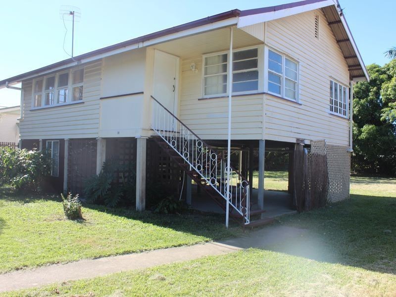 4 Smith street, West Mackay QLD 4740