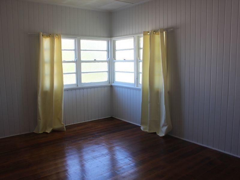 4 Smith street, West Mackay QLD 4740
