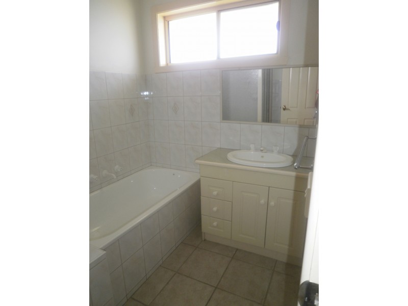 3/6 Portsmouth Place, Epping VIC 3076