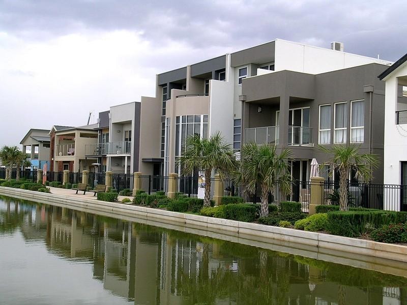 5 Azores court, Mawson Lakes SA 5095