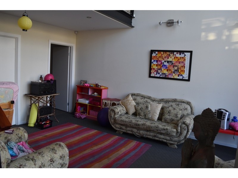 5 Azores court, Mawson Lakes SA 5095