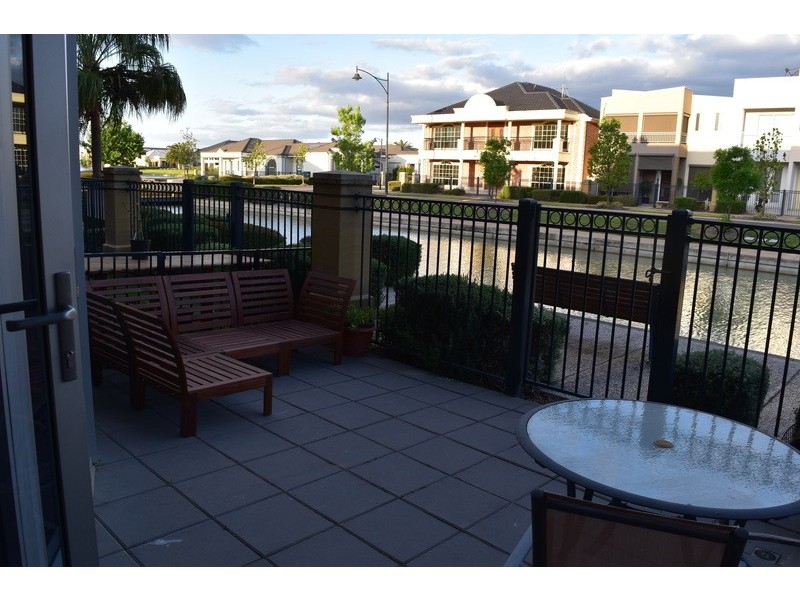 5 Azores court, Mawson Lakes SA 5095