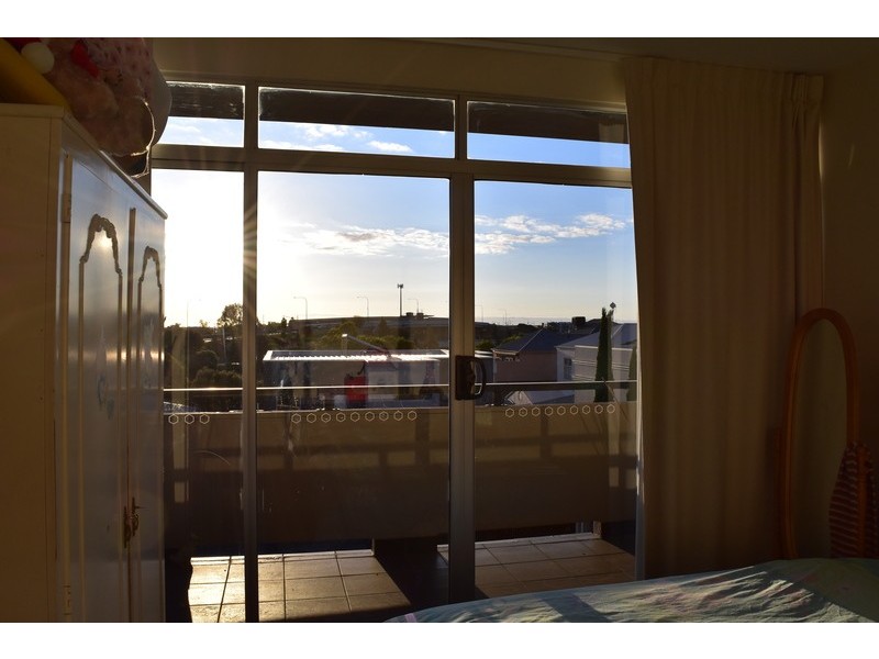 5 Azores court, Mawson Lakes SA 5095