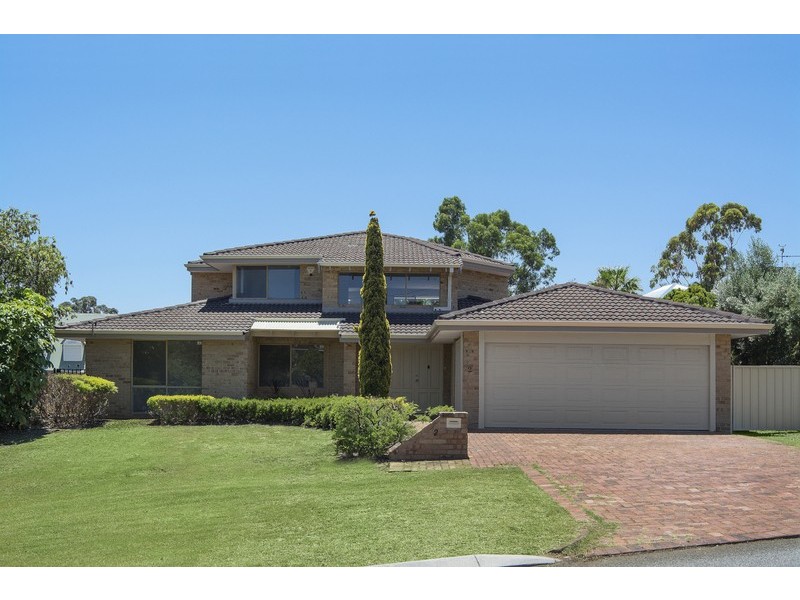 2 Rockliff Avenue, Karrinyup WA 6018