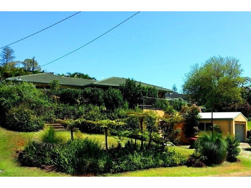 7 Martinelli Avenue, Banora Point NSW 2486