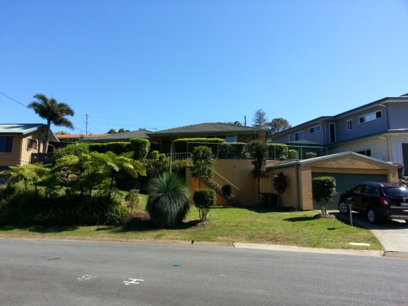 7 Martinelli Avenue, Banora Point NSW 2486