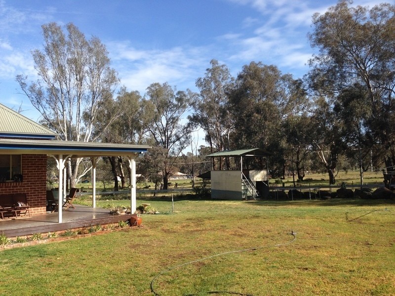2095 Packham Drive, Manildra NSW 2865