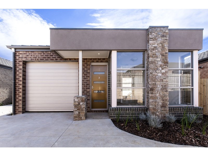 3/15 Bourbon Way, Waurn Ponds VIC 3216