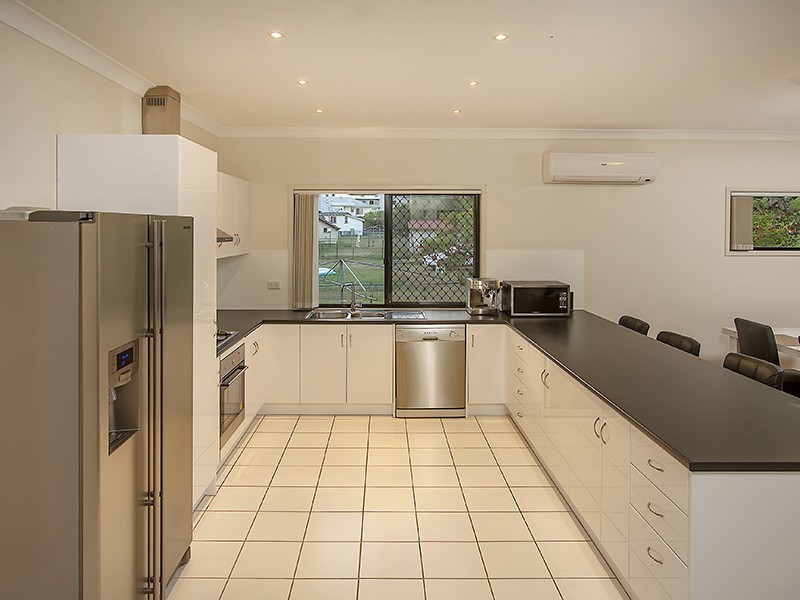 2/29 Sparkes Street, Chermside QLD 4032