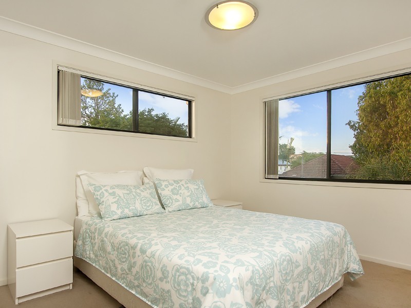 2/29 Sparkes Street, Chermside QLD 4032