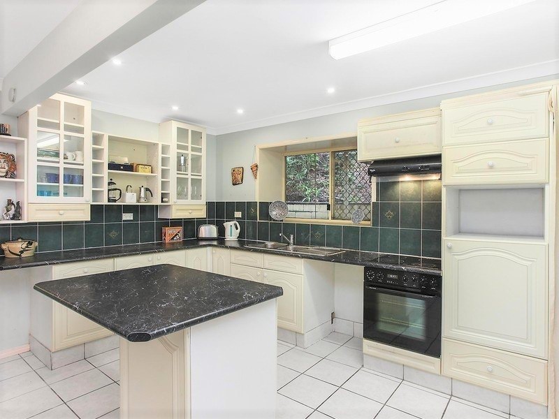 28A WESTVIEW RD, Currumbin QLD 4223