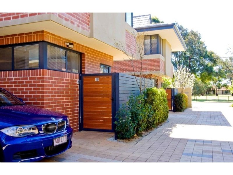 10/13-17 Groves Avenue, Attadale WA 6156