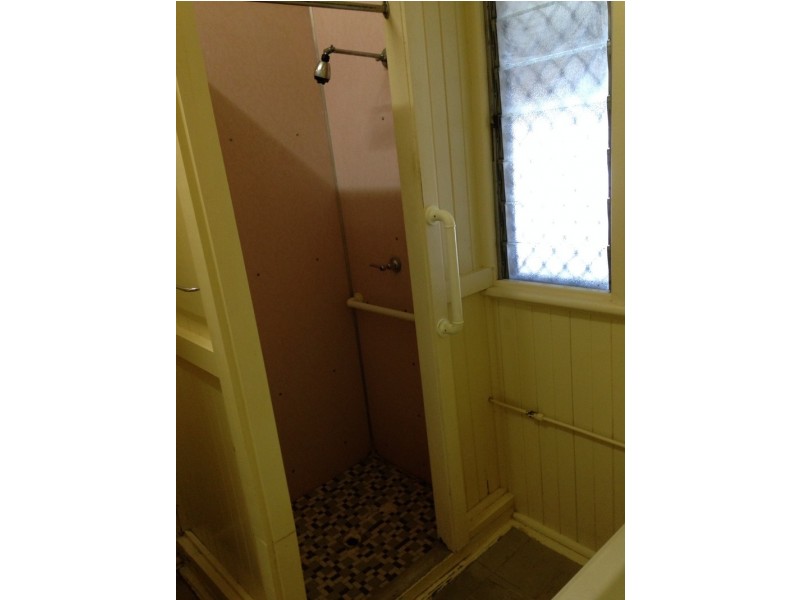 23 Sims Road, Avenell Heights QLD 4670