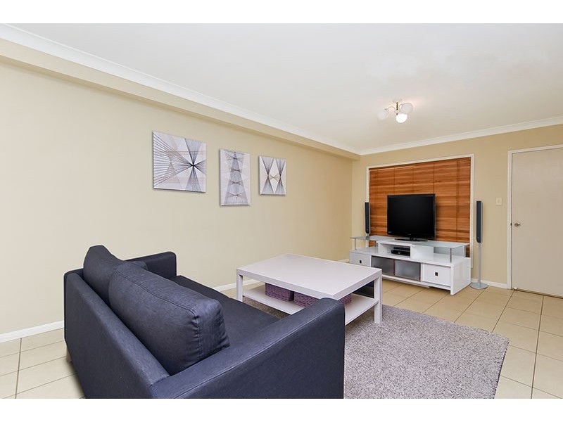 4/11 Meadow Place, Middle Park QLD 4074