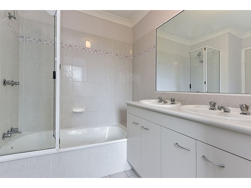 4/11 Meadow Place, Middle Park QLD 4074