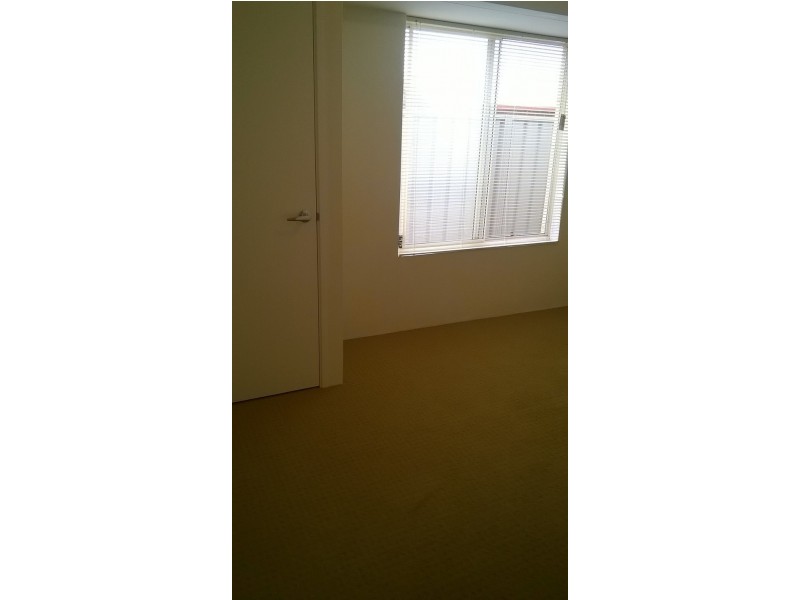 17 ASTROLABE WAY, Swan View WA 6056