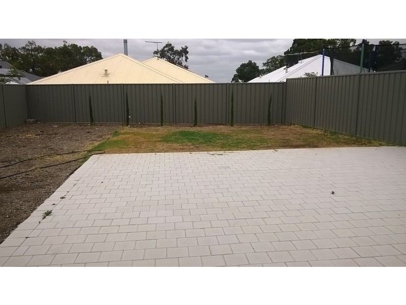 17 ASTROLABE WAY, Swan View WA 6056